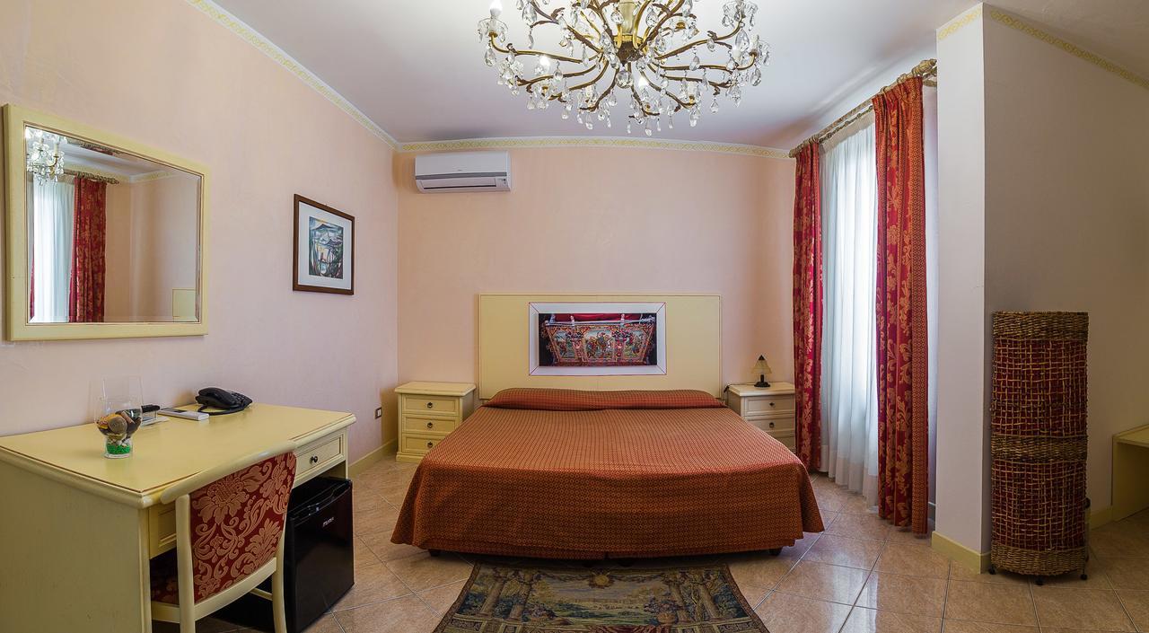 Hotel Centrale Bagheria Bagian luar foto