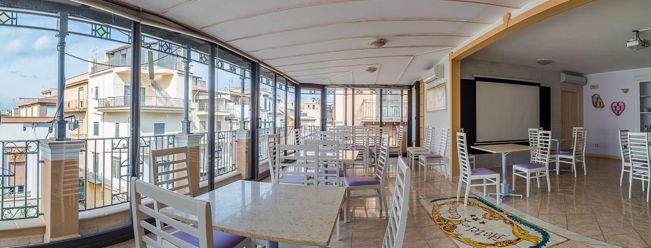 Hotel Centrale Bagheria Bagian luar foto