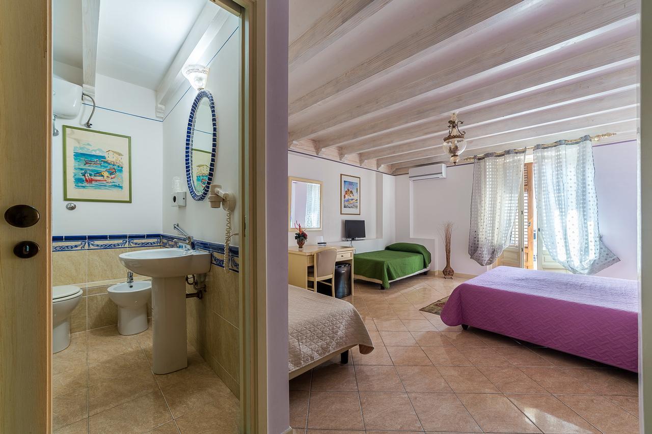 Hotel Centrale Bagheria Bagian luar foto
