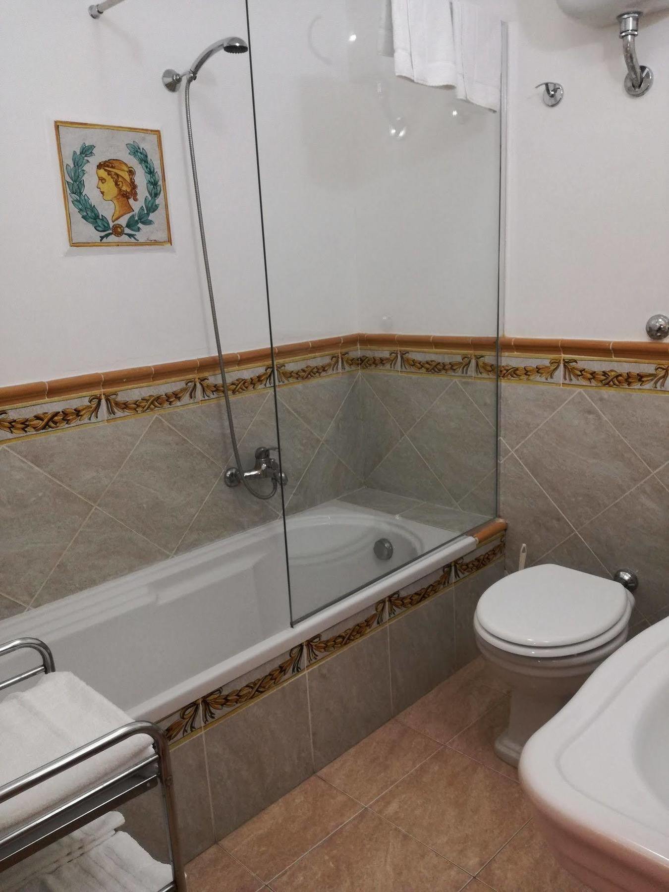 Hotel Centrale Bagheria Bagian luar foto